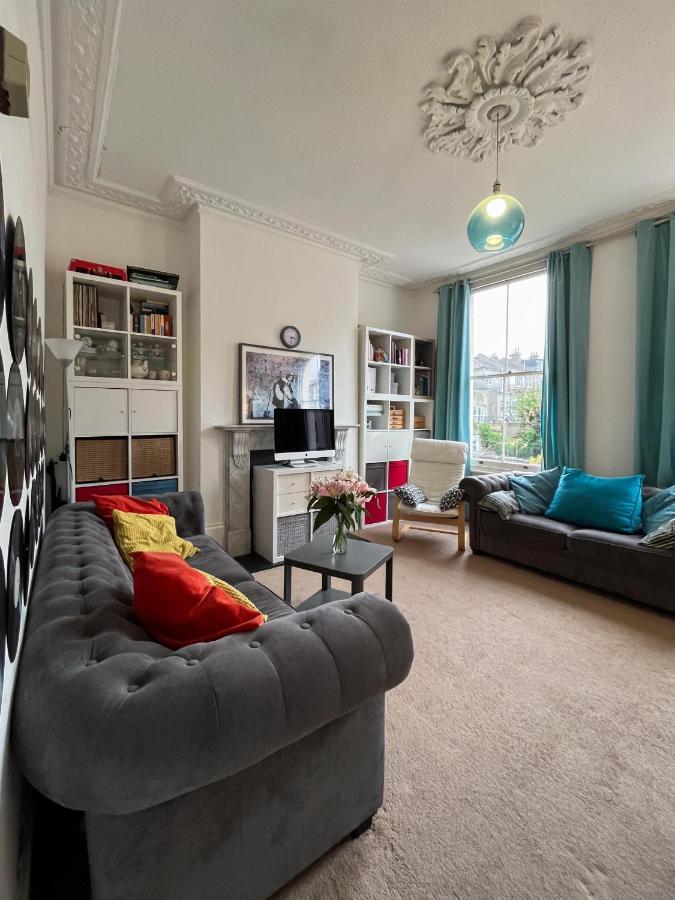 Beautiful 3Bd Flat In Archway London Londres Exterior foto