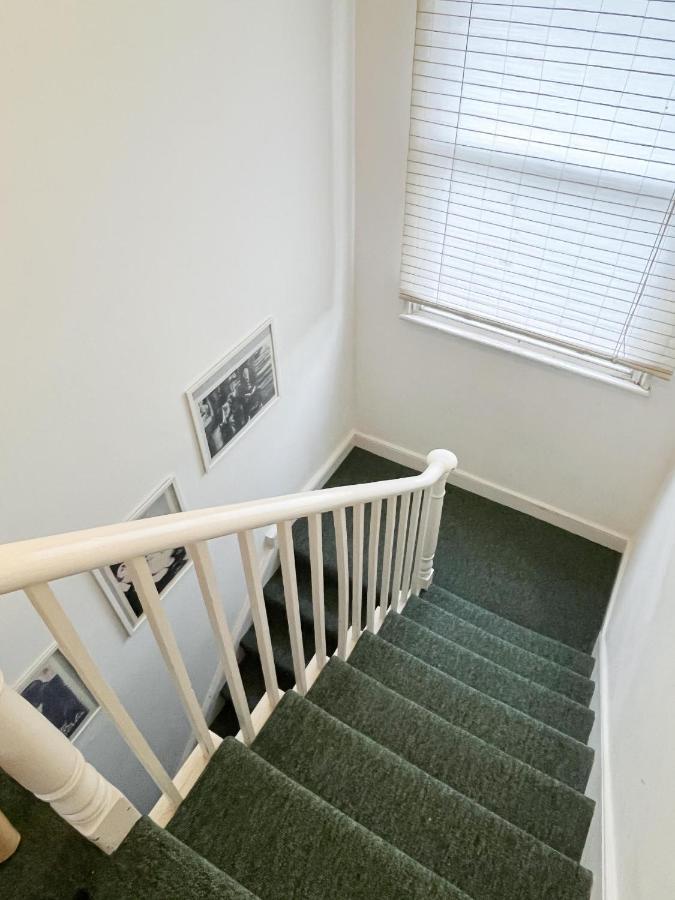 Beautiful 3Bd Flat In Archway London Londres Exterior foto